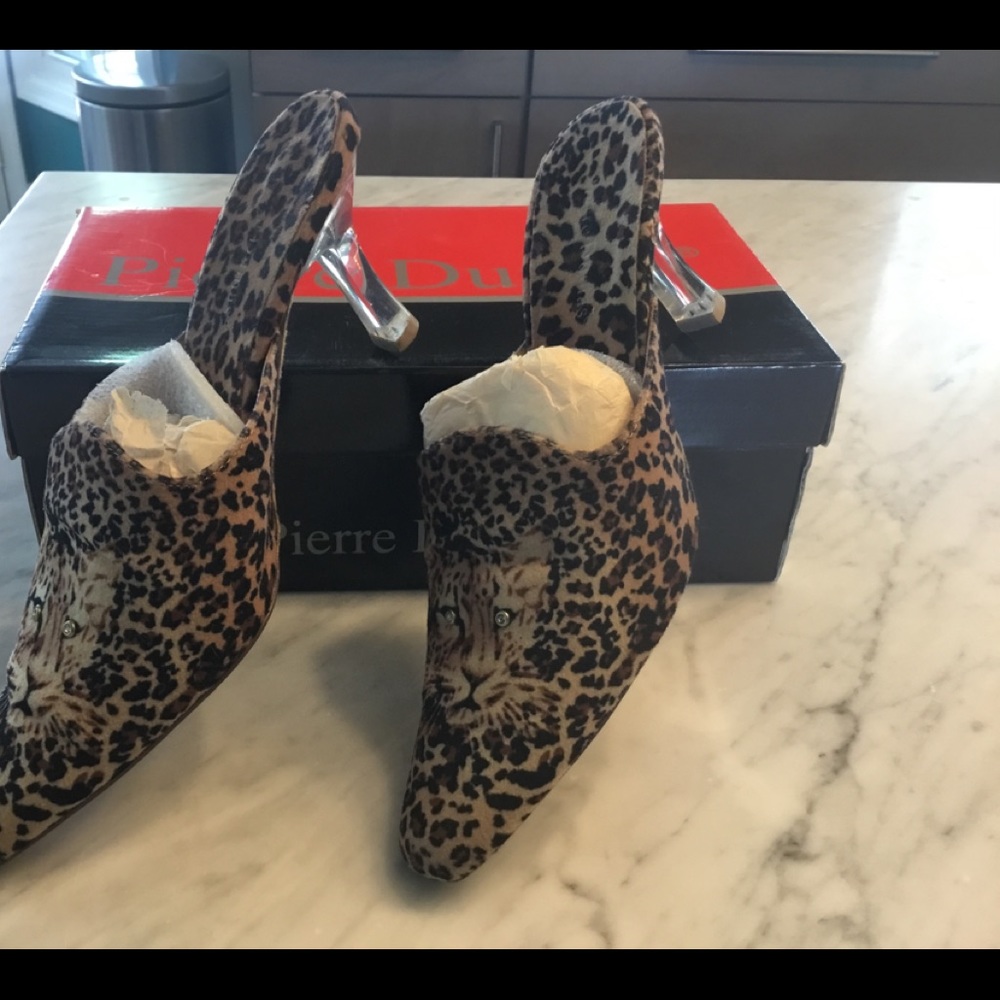 Kicky Pierre Dumas tiger mules